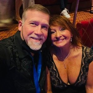 Meet your Posher, Daphne